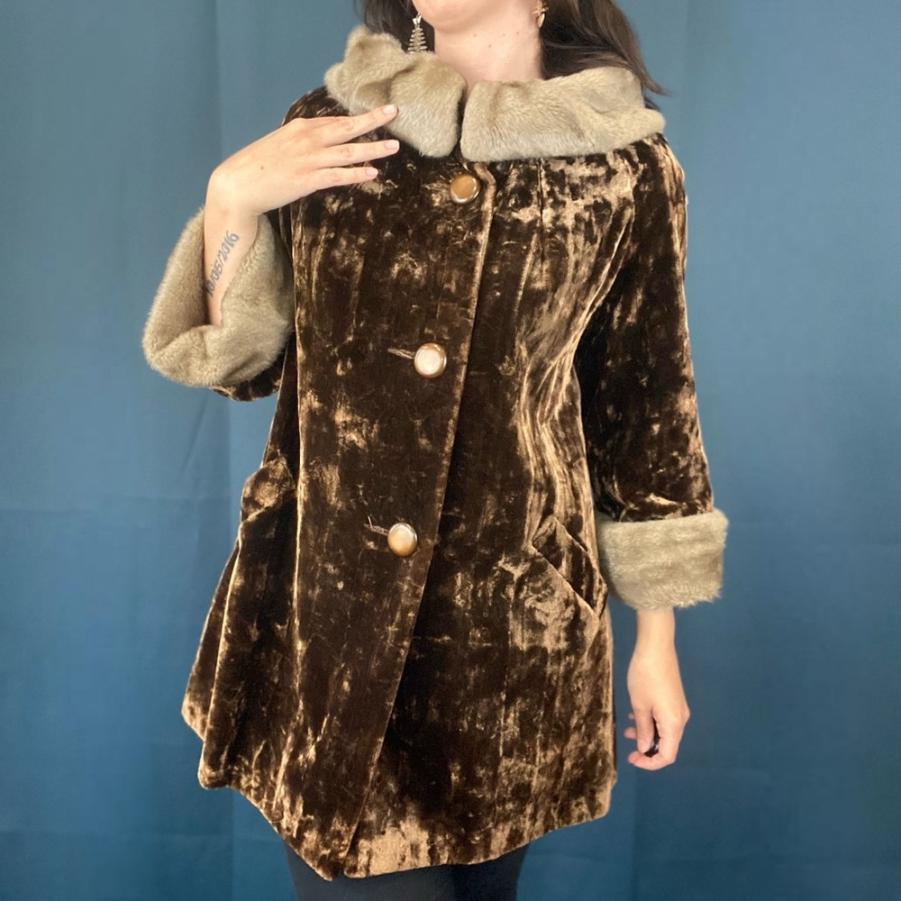 Vintage 60s Crushed Velvet Peacoat - Picture 2 of 12